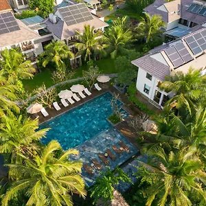 **** Resort Eco & Vietnam